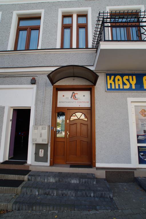 Apartamenty Ostrowiec - Pokoje Goscinne Centrum Ostrowiec Świętokrzyski Exteriör bild